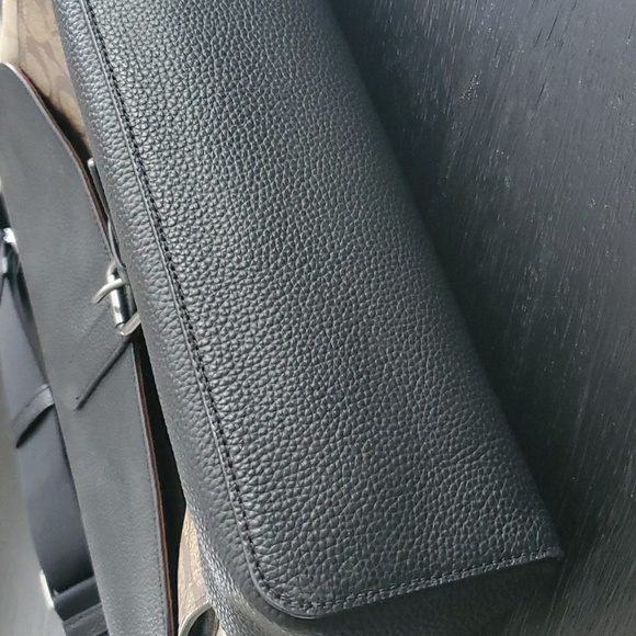 Hudson Messenger In Signature Canvas - Picture 2 of 10